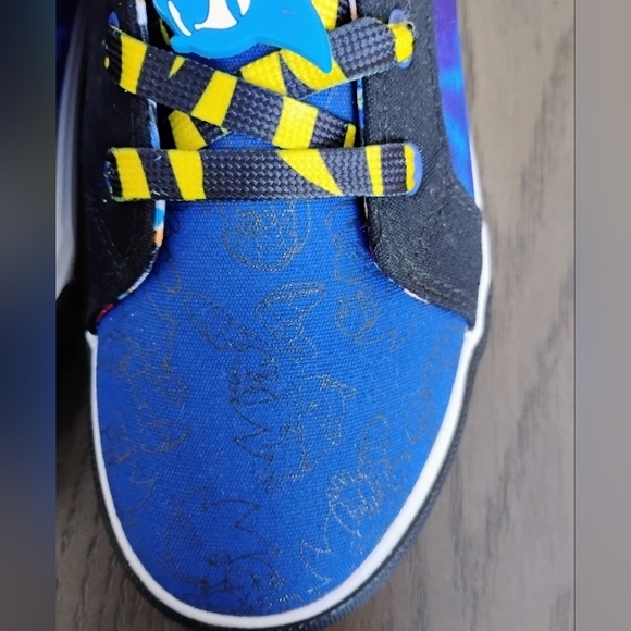 Sonic Big Boy's High Top Sneakers Size 6 Blue&Black Logo Print NWT - Picture 11 of 12